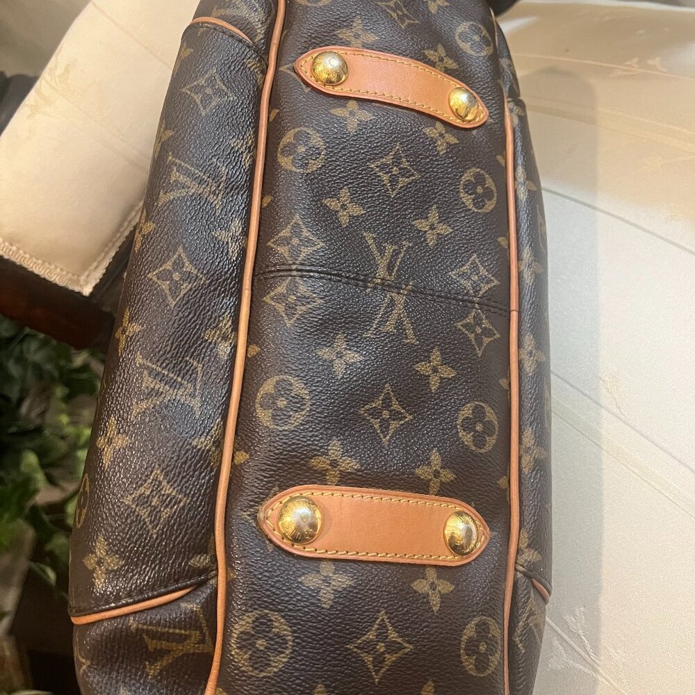 Louis Vuitton Galliera PM Monogram – Discontinued – Priced to Reflect Wear - Picture 3 of 8